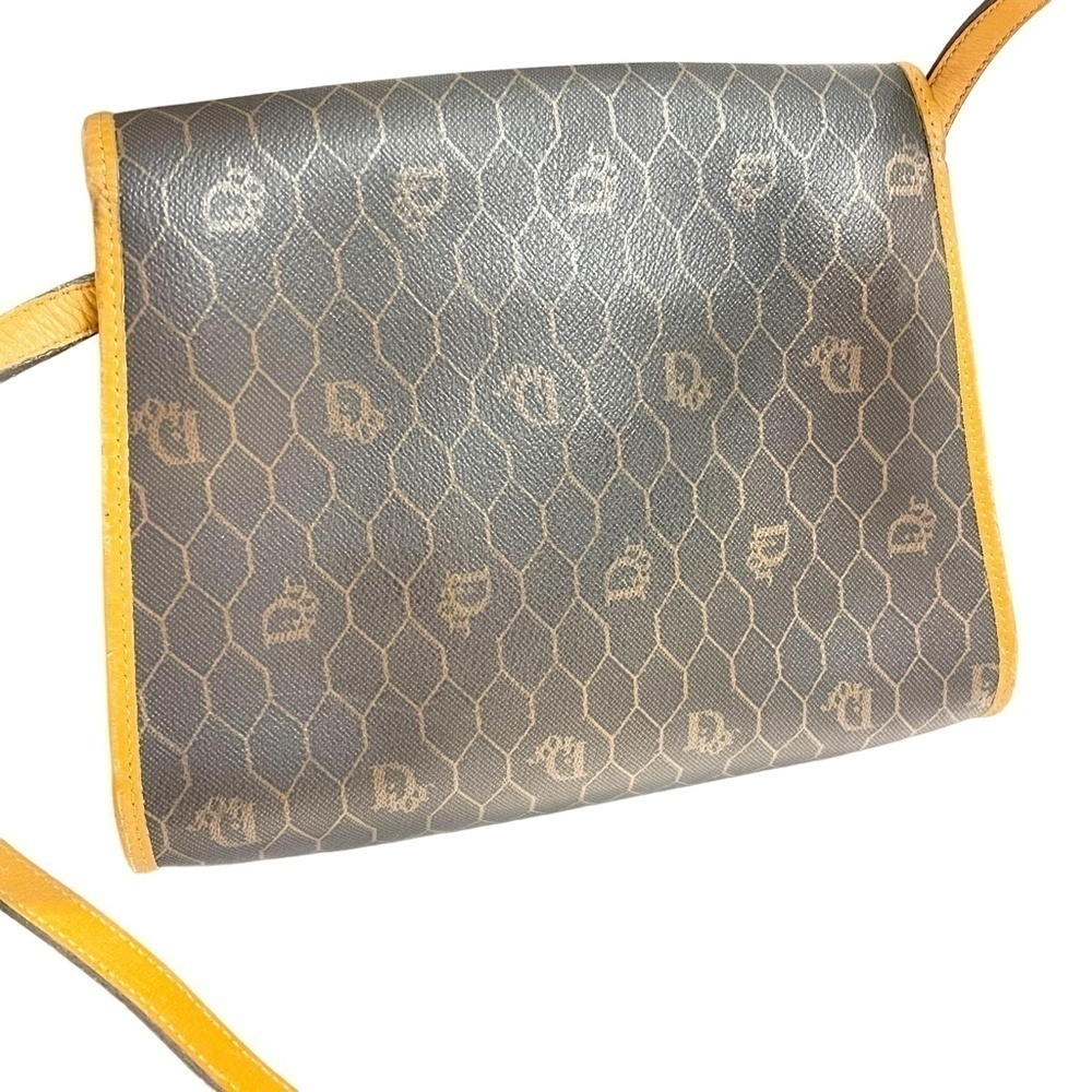 LEATHER Christian Dior Honeycomb Crossbody Purse - Picture 7 of 16